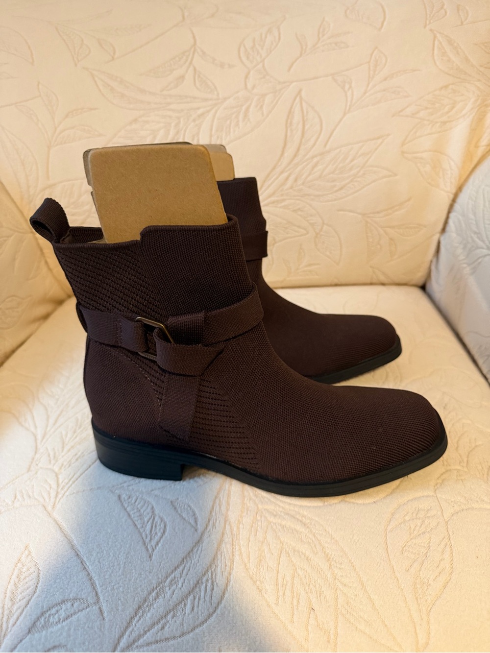 Vivaia Brown Cailyn Ankle Boots dark chocolate sz 9